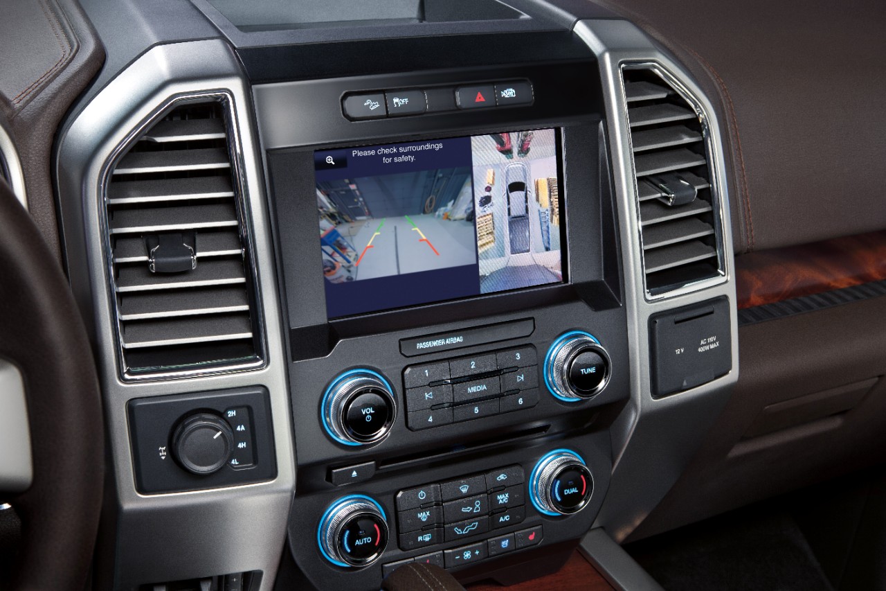 2015 FORD F-150 360-Degree camera view