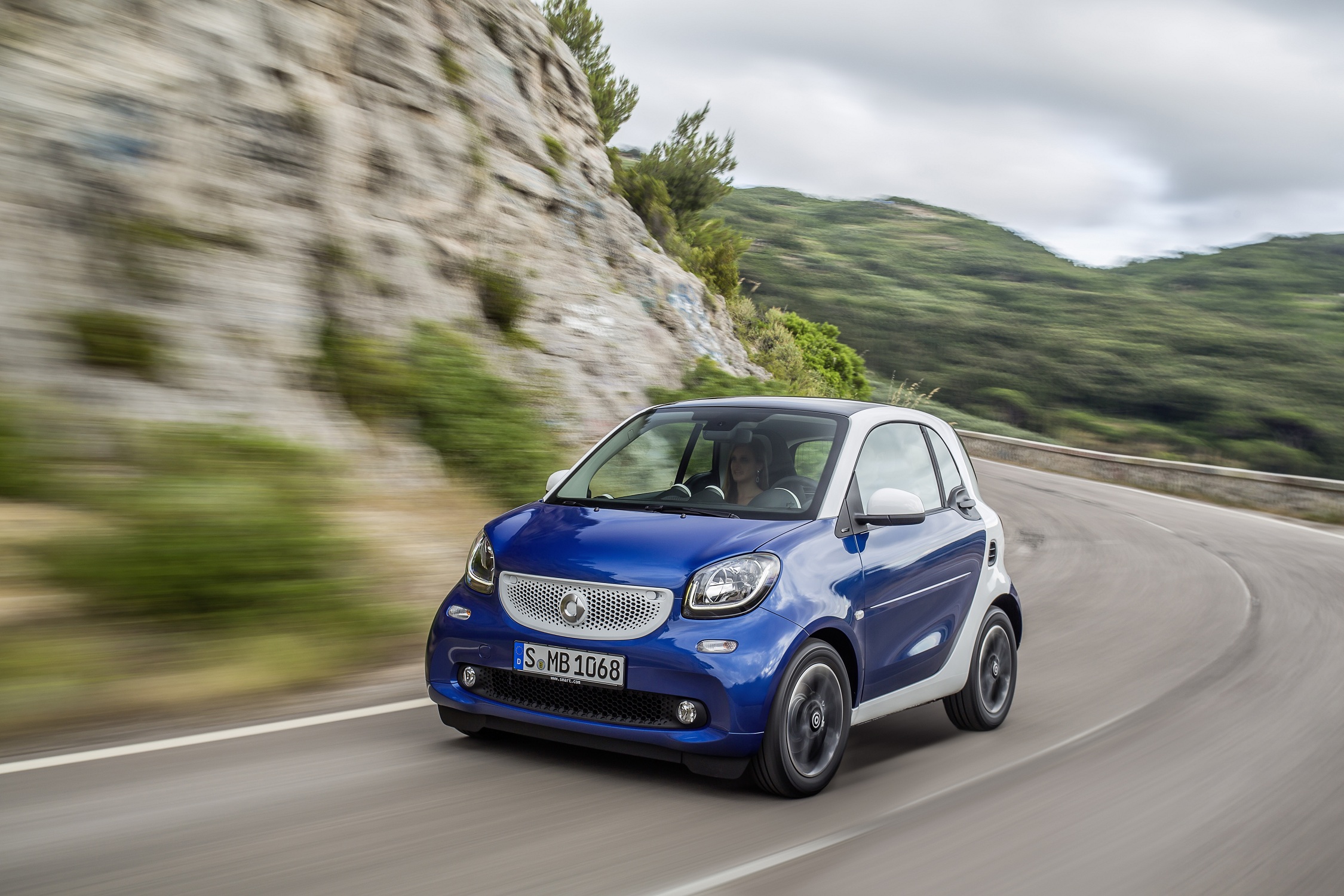The new Smart ForTwo 2014 with dual clutch transmission